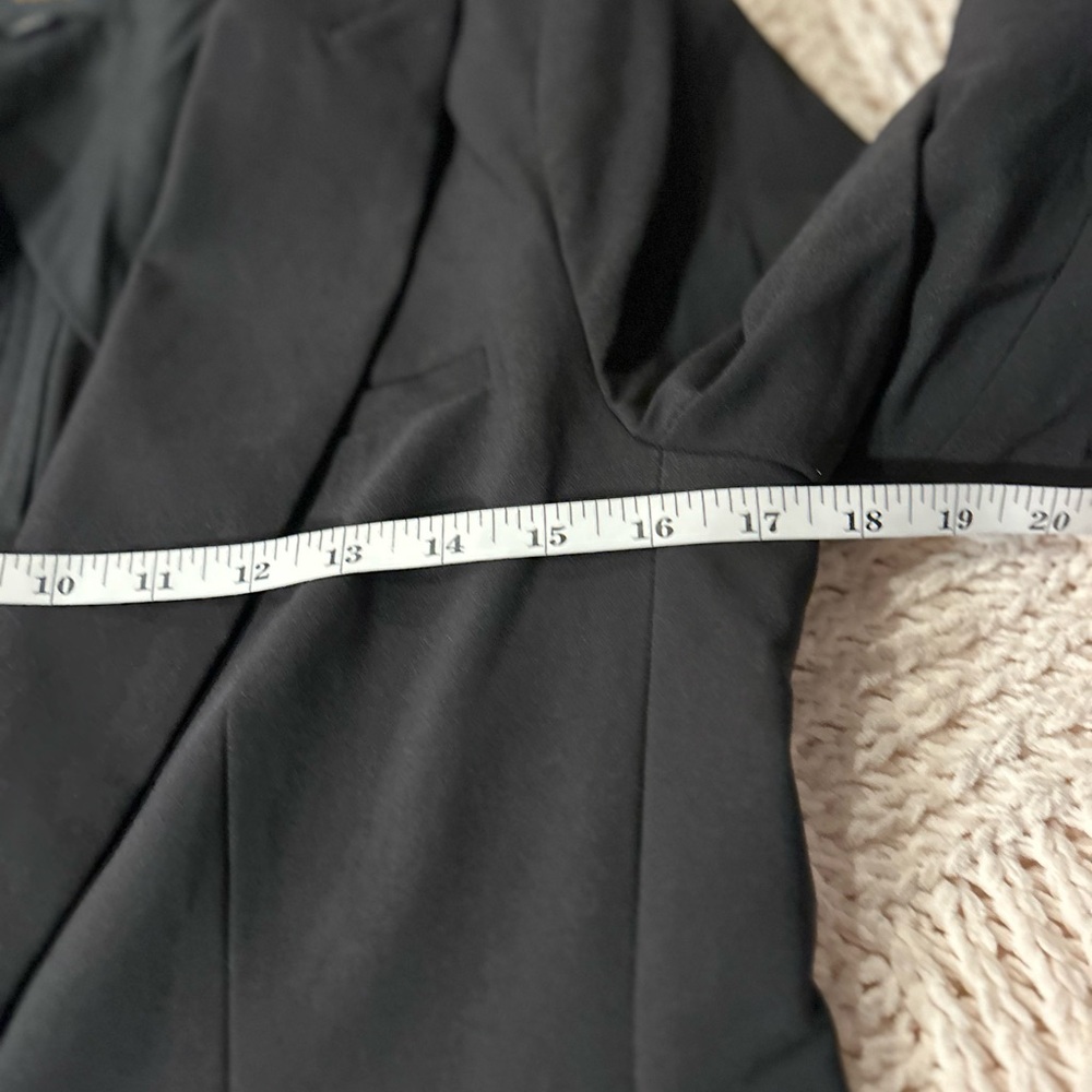 Truth Women's Elegant Black Blazer - Picture 11 of 13